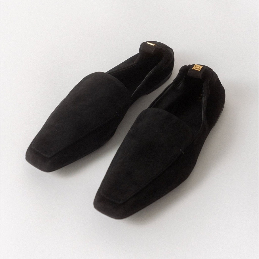 New Toteme Women’s Black Suede Travel Loafers
